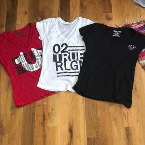 Gently worn true religion graphic T-shirts